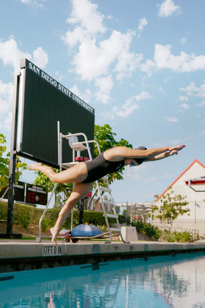 Alyana Mendoza - Water Polo Jumping in